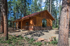Mancos Cabin Rental on 80 Acres with Mountain View!